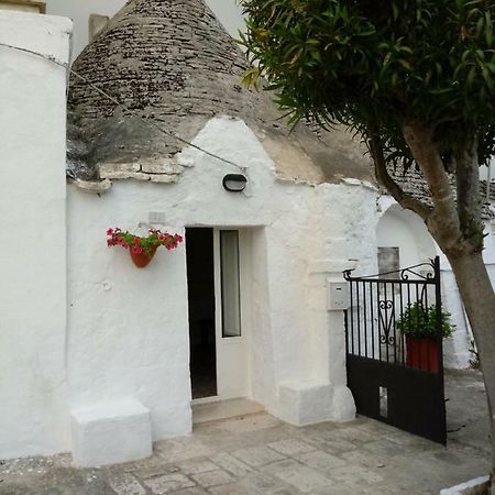 Casa Vacanza Trullo Lamaddalena Apartment โลโกโรตอนโด ภายนอก รูปภาพ
