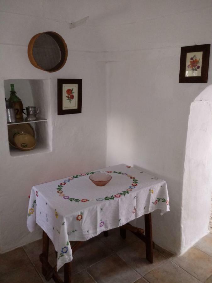 Casa Vacanza Trullo Lamaddalena Apartment โลโกโรตอนโด ภายนอก รูปภาพ