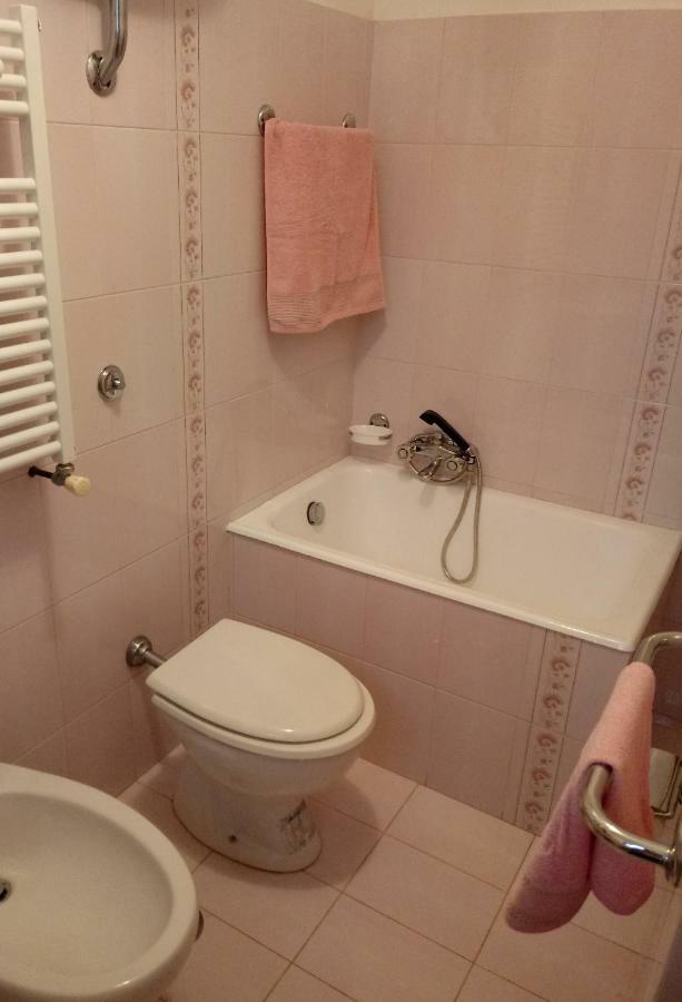 Casa Vacanza Trullo Lamaddalena Apartment โลโกโรตอนโด ภายนอก รูปภาพ